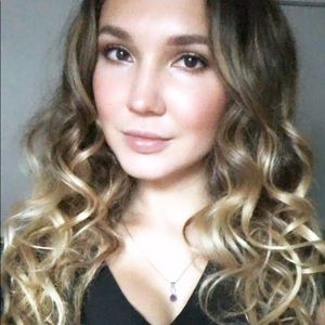 Meet your Posher, Mila